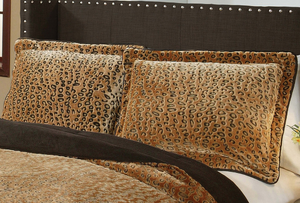 Cheetah Animal Print Bedding Plush Velvet Safari 3-Piece Comforter Set 