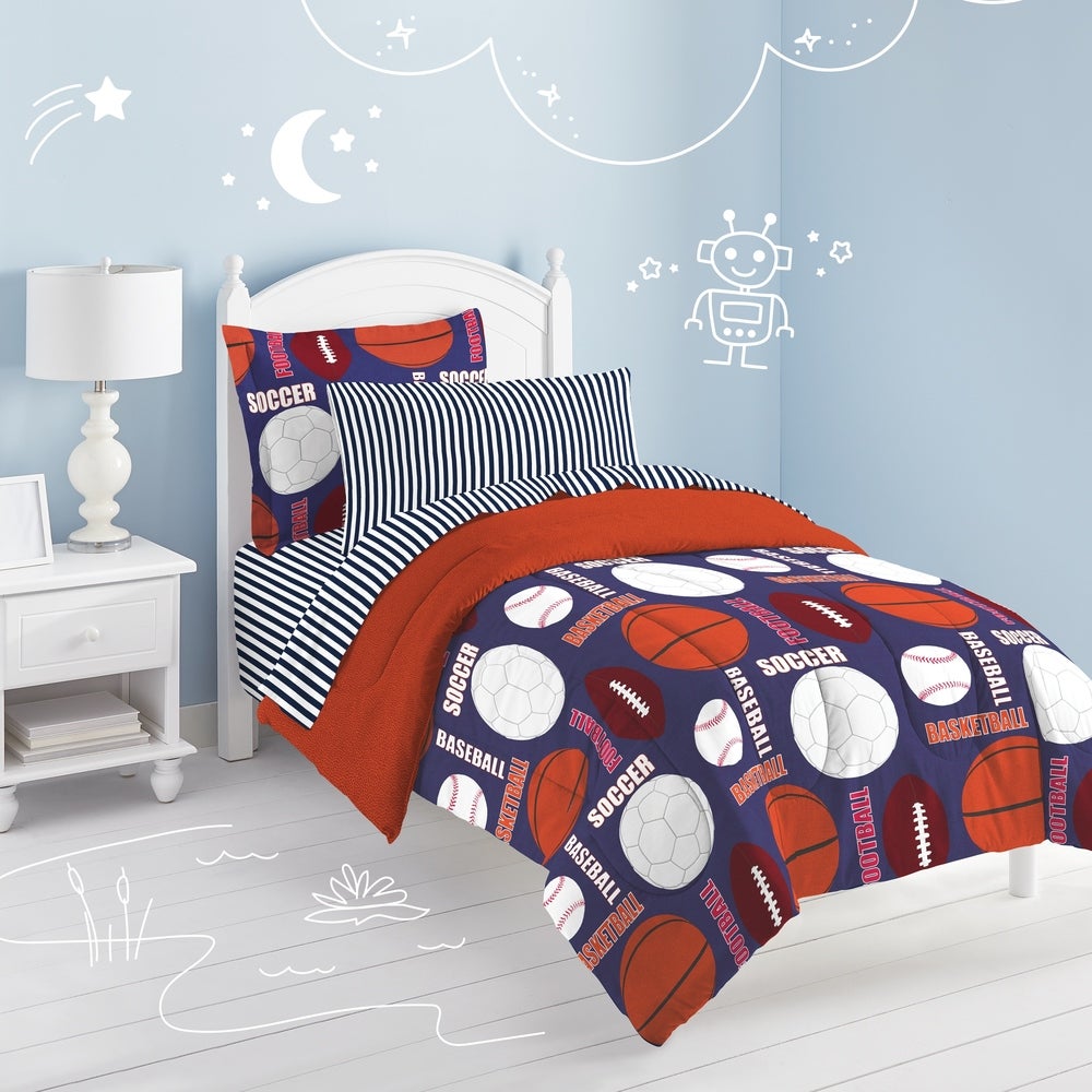 Dream Factory All Sports 7-Piece Bed in a Bag with Sheet Set Navy Blue