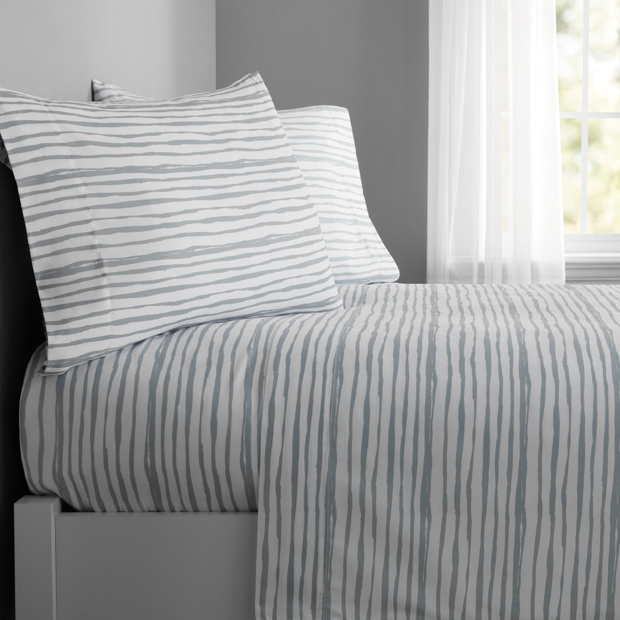 Modern Grey and Teal 8-Piece Bedding Set, Girls Fun Bold Comforter Set